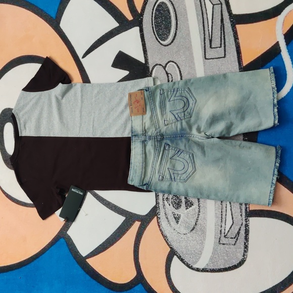 True Religion boys matching set - Picture 4 of 6